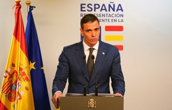 Новини світу - Іспанія буде купувати зброю США для України - Санчес