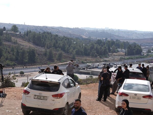 Новини світу - Ізраїль почав звільняти палестинських ув’язнених