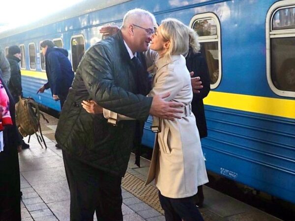 Новини України - Каллас прибула з візитом до Києва