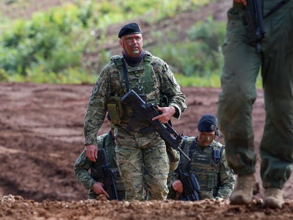 Новини світу - Хорватія повертає обов’язкову військову службу