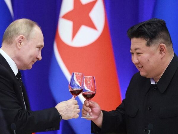 Новини світу - Кім Чен Ин будує меморіал солдатам КНДР, що воювали проти України