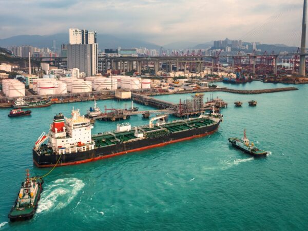 Новини бізнесу - Китай призупинив закупівлі російської нафти після санкцій США - ЗМІ