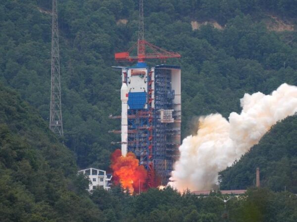 Технології - Китай вивів на орбіту супутник для спостереження за Землею