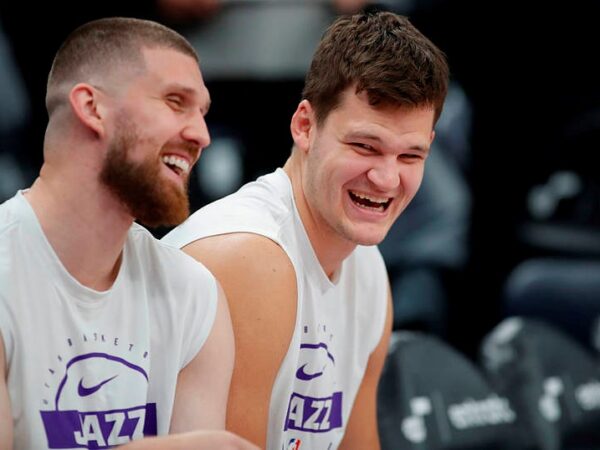 Новини спорту - Михайлюк забив п’ять триочкових у грі з Портлендом