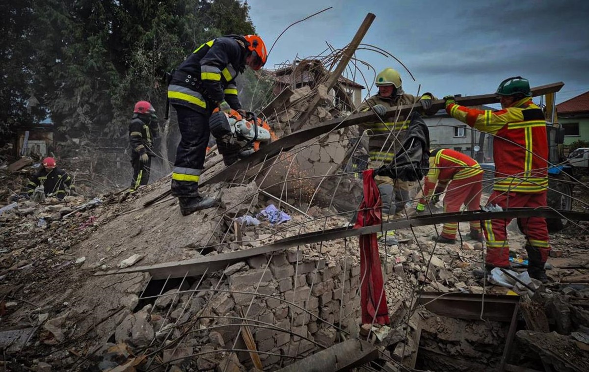 Новини України - На Львівщині під завалами можуть перебувати люди