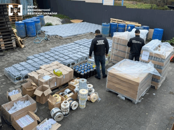Новини України - На Львівщині викрили підпільне виробництво алкоголю на понад 1,2 млн