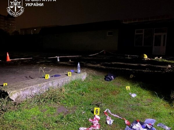 Новини України - На рівненщині чоловік вдарив ножем поліціянта під час затримання