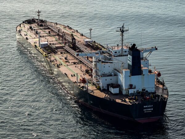 Новини бізнесу - Нафтові танкери б’ють рекорди прибутковості - ЗМІ