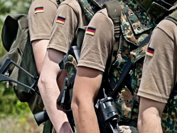 Новини світу - Німеччина розглядає призов до армії за лотерейною системою - ЗМІ