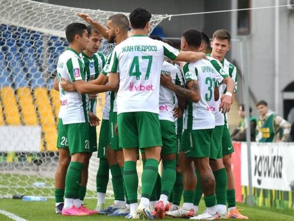 Новини спорту - Один гравець, пенальті й автогол зробили результат гри Олександрія-Карпати