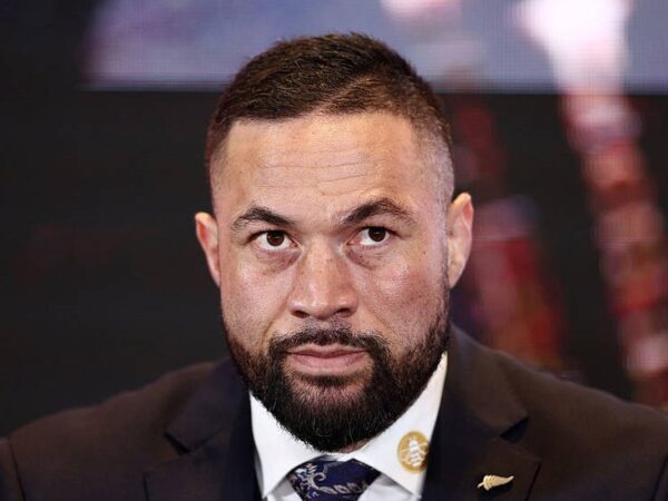 Новини спорту - Паркер закликав Усика до дій