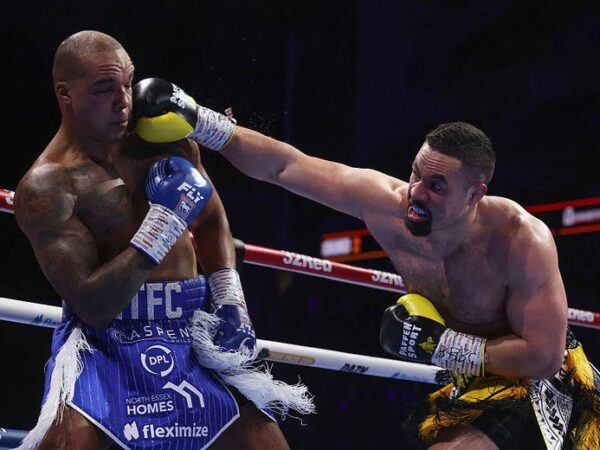 Новини спорту - Паркер заявив, що суддя занадто рано зупинив його у бою з Вордлі