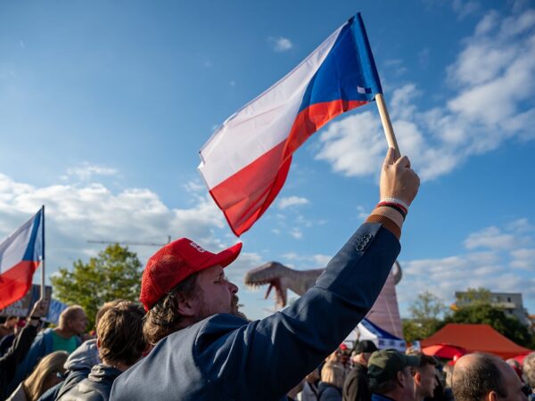 Новини світу - Парламентські вибори розпочалися у Чехії