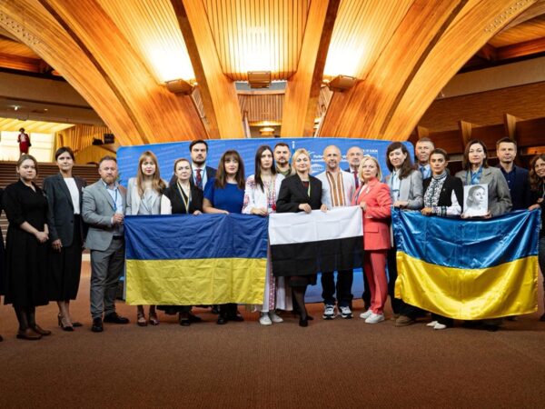 Новини світу - ПАРЄ закликала Росію звільнити з полону 26 українських журналістів