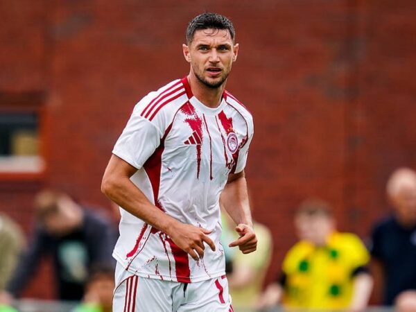 Новини спорту - Перемогу Олімпіакосу над Ларисою дав дубль гравця