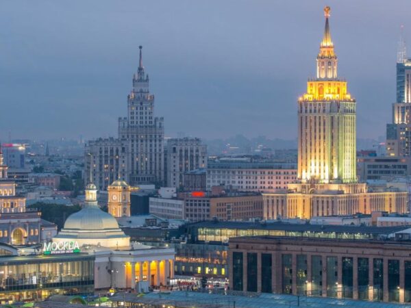 Новини політики - Прогнози краху російської економіки стають все більш реальними