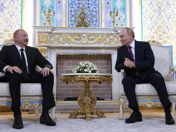 Новини світу - Путін визнав збиття літака AZAL перед Алієвим