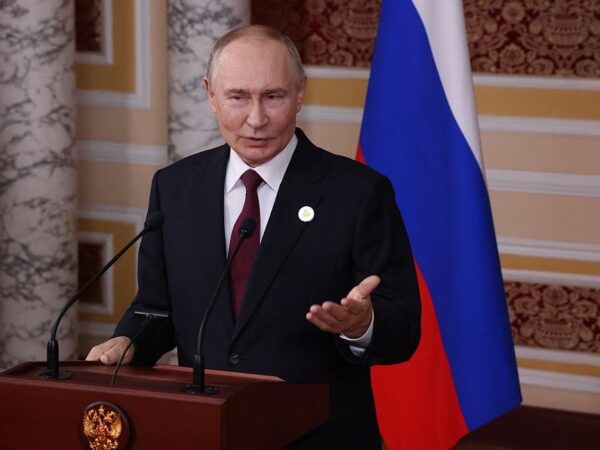 Новини України - Путін запропонував призупинити бої на Донбасі