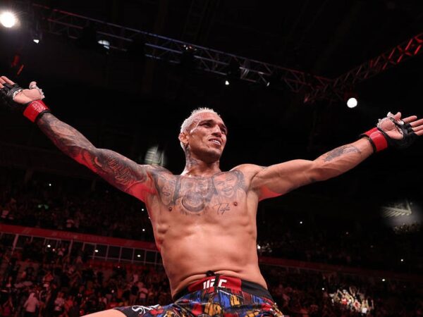 Новини спорту - Результати турніру UFC у Ріо-де-Жанейро: Олівейра знову перемагає