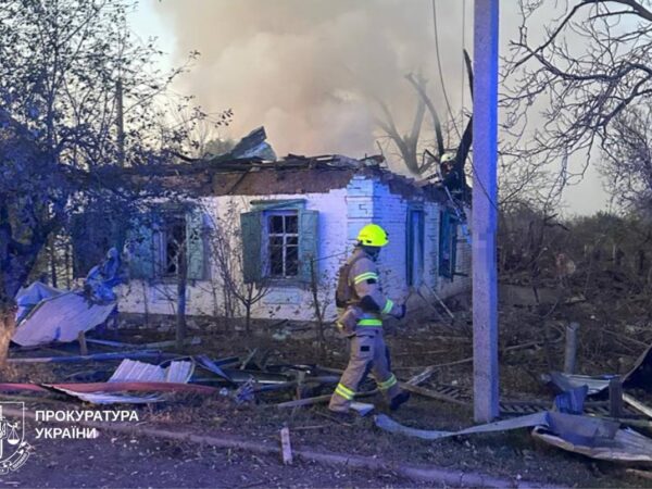 Новини України - РФ вдарила по Лозовій вперше бомбою нової модифікації