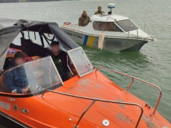 Новини України - Румунські катери порушили кордон України на Дунаї