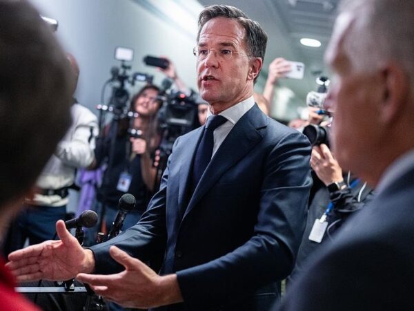 Новини політики - Рютте підтримав ідею Трампа щодо України