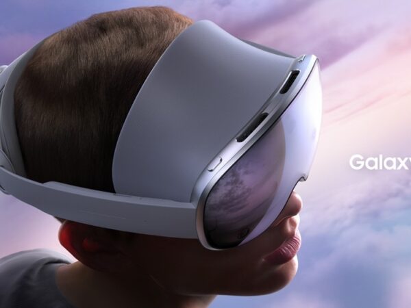 Технології - Samsung випустила вдвічі дешевшого конкурента Apple Vision Pro