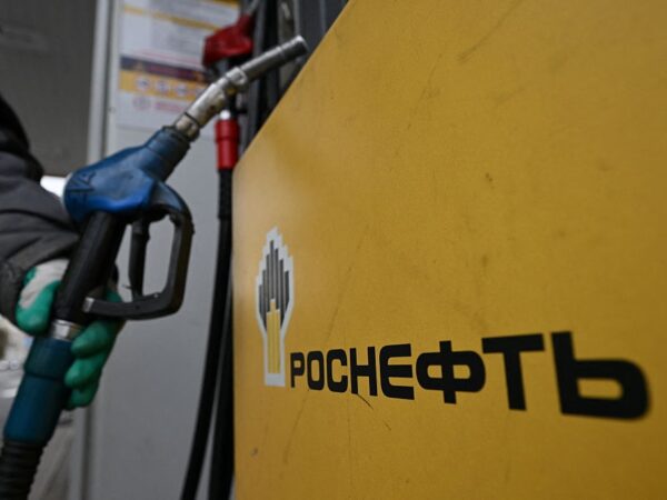 Новини світу - Санкції гальмують РФ. Кремль згадав про переговори