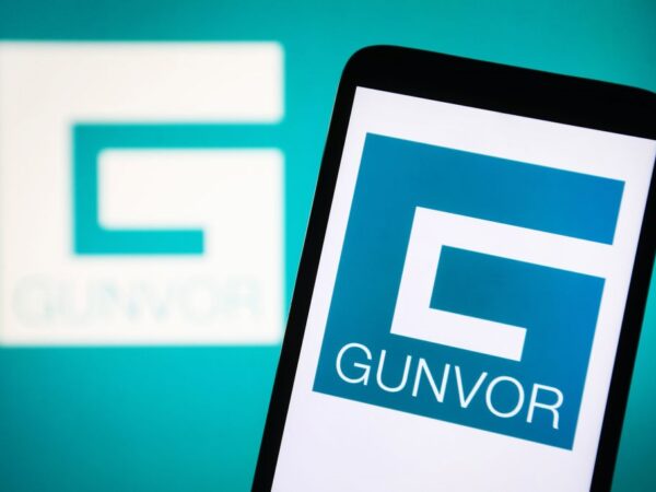 Новини бізнесу - Санкції США: заснована другом Путіна компанія викупить активи Лукойлу