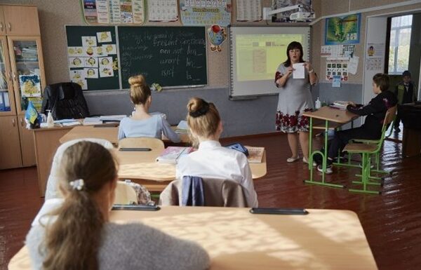 Новини бізнесу - Стало відомо, хто з вчителів отримуватиме щомісячну доплату