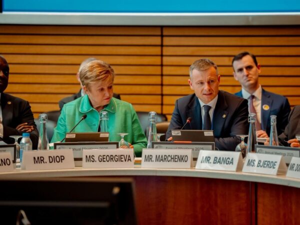 Новини бізнесу - Стало відомо, скільки Україні потрібно зовнішнього фінансування