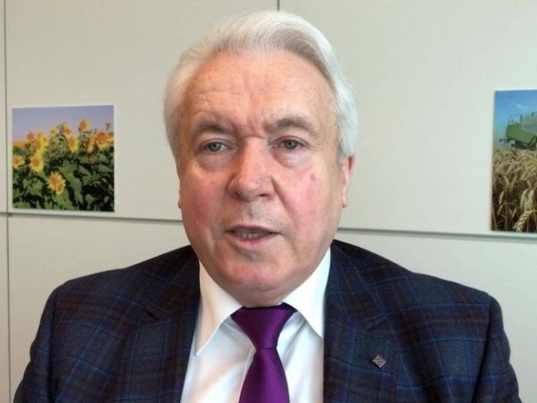 Новини України - Суд конфіскував бізнес дружини ексрегіонала Олійника