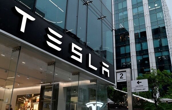 Новини бізнесу - Tesla отримала рекордний квартальний виторг