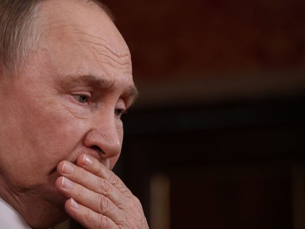 Новини світу - The Telegraph: Росія нарешті починає ламатися