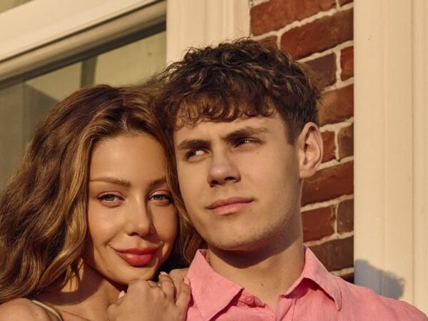 Новини культури - Тіна Кароль розповіла, чому відправила сина за кордон