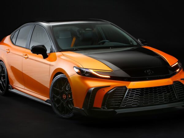 Авто новини - Toyota показала спортивний концепт Camry GT-S