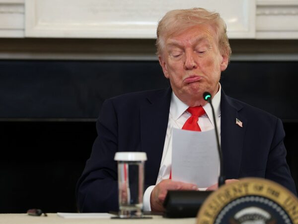 Новини України - Трамп чекає на переговори. Що з припиненням вогню?