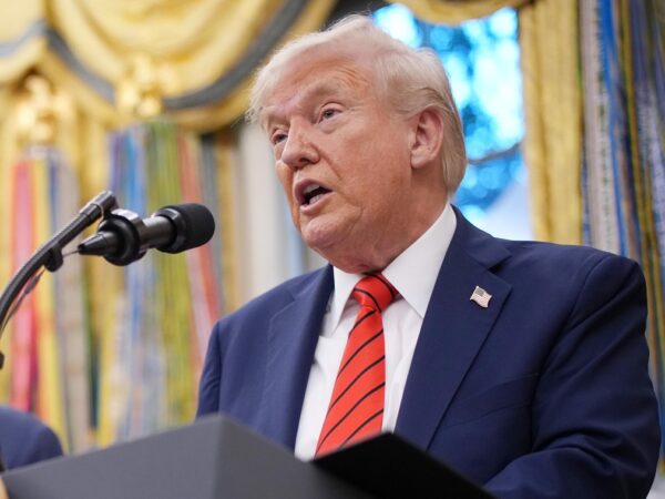 Новини світу - Трамп помилково опублікував заклик переслідувати його опонентів - ЗМІ