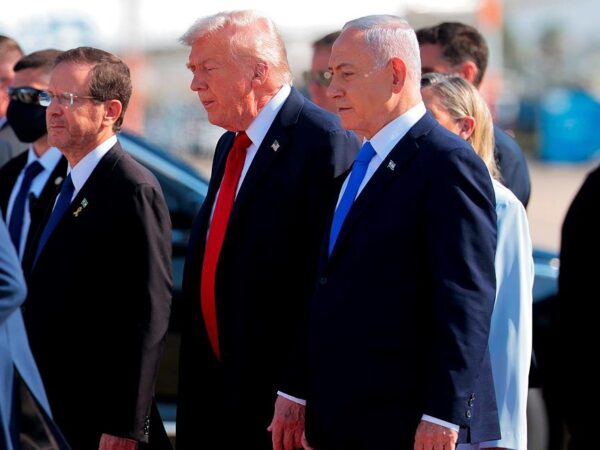 Новини України - Трамп прилетів в Ізраїль на тлі звільнення заручників з полону ХАМАС