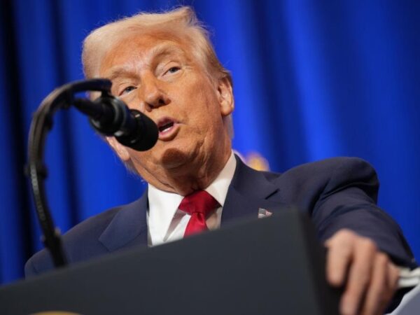 Новини світу - Трамп вимагає в Мін'юсту США $230 млн компенсації
