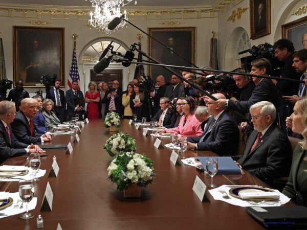 Новини світу - Трамп заявив послу Австралії, що той йому не подбається