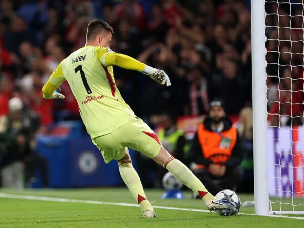 Новини спорту - Трубін очолив рейтинг гравців Бенфіки в матчі з Челсі, Судаков - у топі