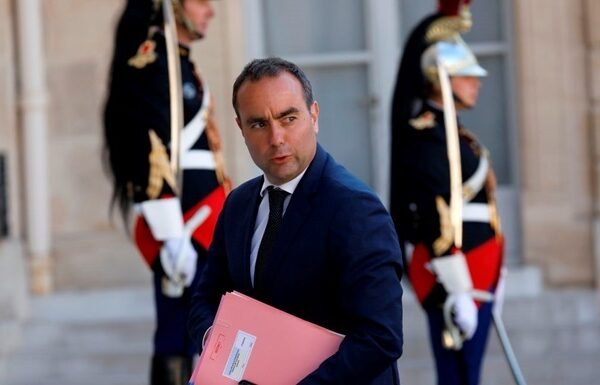 Новини світу - У Франції сфомовано новий уряд