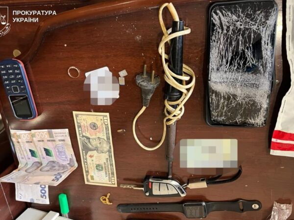 Новини України - У Кривому Розі рекетири катували бізнесмена паяльником заради $500 тис.
