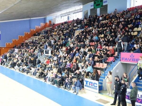 Новини спорту - У Миколаєві вперше за час війни дивилися баскетбол