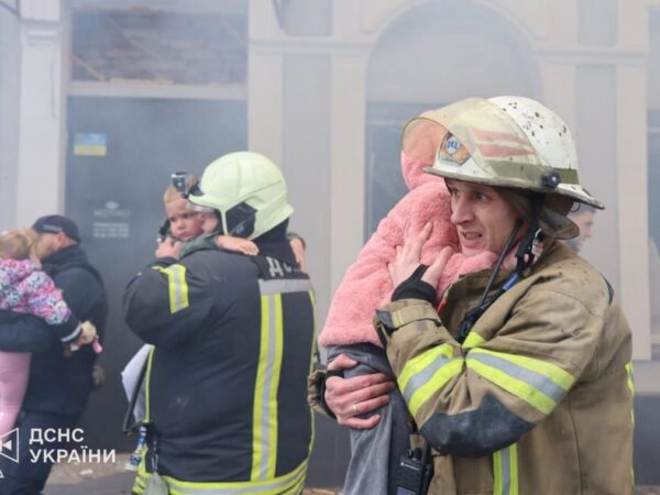 Новини України - Удар по дитсадку в Харкові: президент показав фото