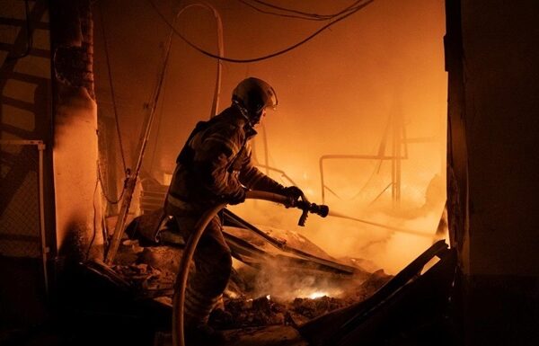 Новини України - Удар по Харкову: у місті спалахнули пожежі