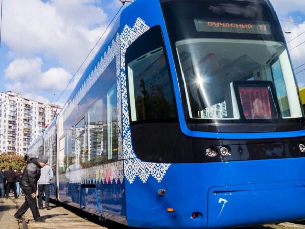 Новини Києва - Удар по Києву: не їздять деякі трамваї та тролейбуси