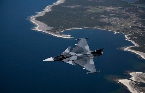 Новини України - Україна розраховує на 250 літаків - Зеленський