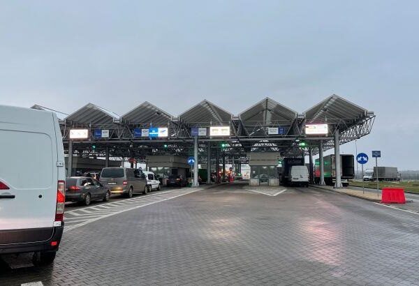 Новини України - Українців попередили про ускладнення руху на кордоні з Польщею
